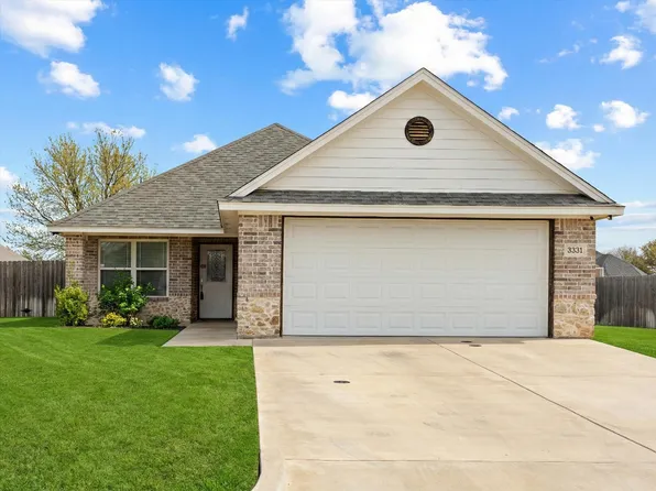 3331 Arrow Creek Dr, Granbury, TX 76049