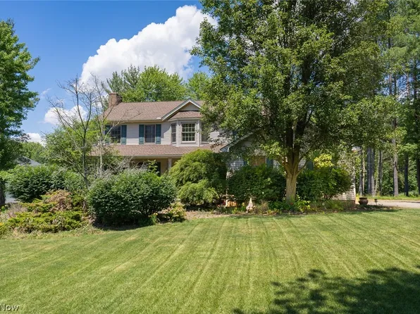 2919 Pine Trails Cir, Hudson, OH 44236