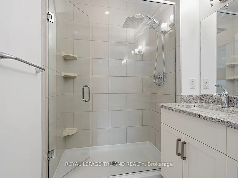 240 Villagewalk Blvd #1403 — Photo 16