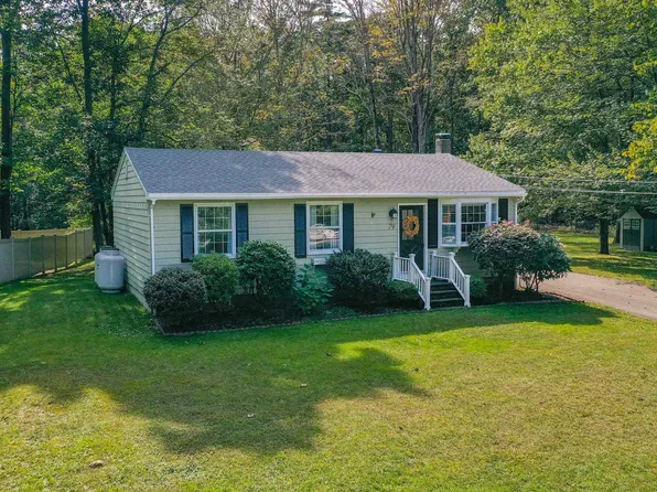 79 Dearborn Road, Greenland, NH 03840