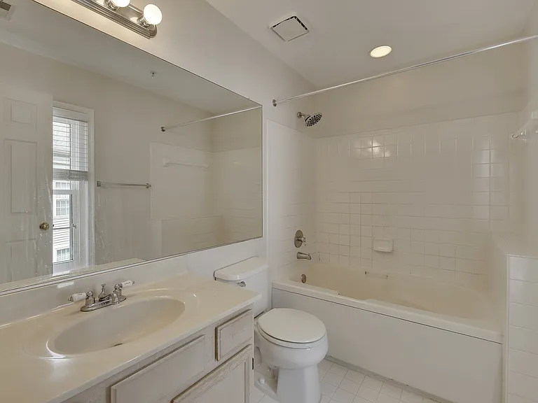 15305 Diamond Cove Ter #7-B — Photo 11