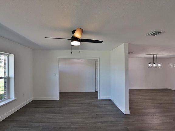 5th image of 1032 Sunset Dr