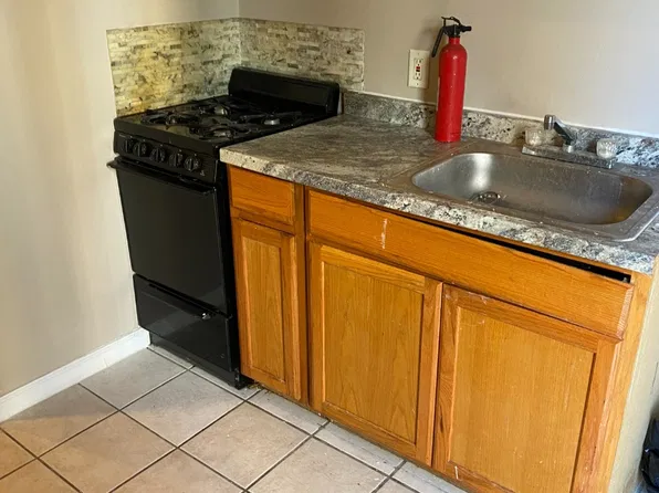 154 12th Ave APT 1, Paterson, NJ 07501