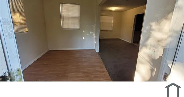 3 bed, 954 sqft, $1,550 — Photo 4