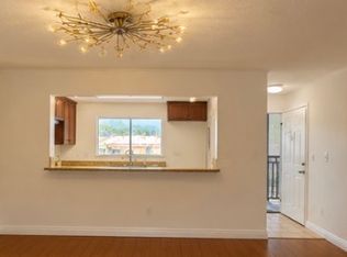 504 E Acacia Ave #6, Glendale, CA 91205