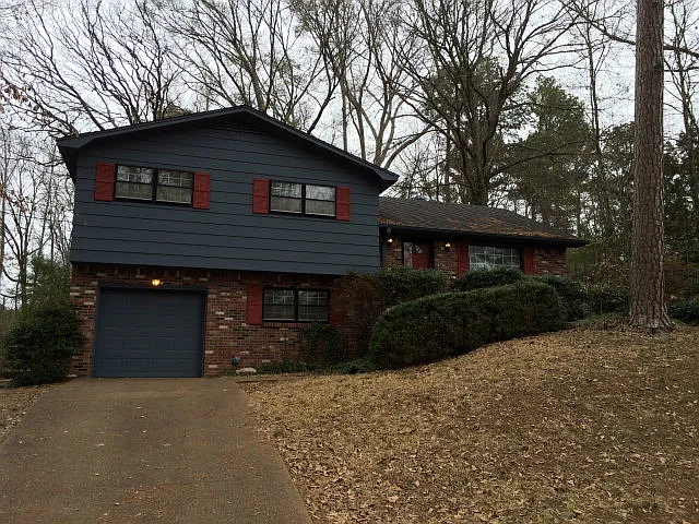 1403 Short Ave — Photo 2
