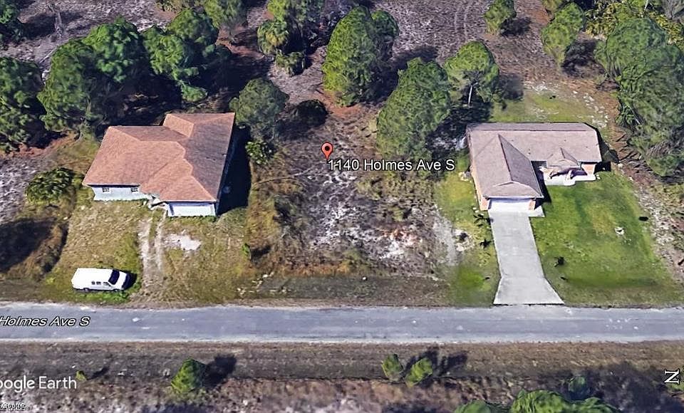 2nd image of 1140 Holmes Ave S