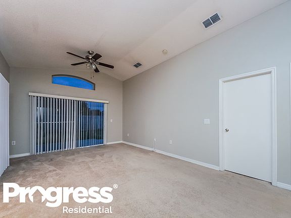 4th image of 1216 Heather Lake Dr