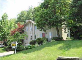 233 Sunridge Rd, Pittsburgh, PA 15238