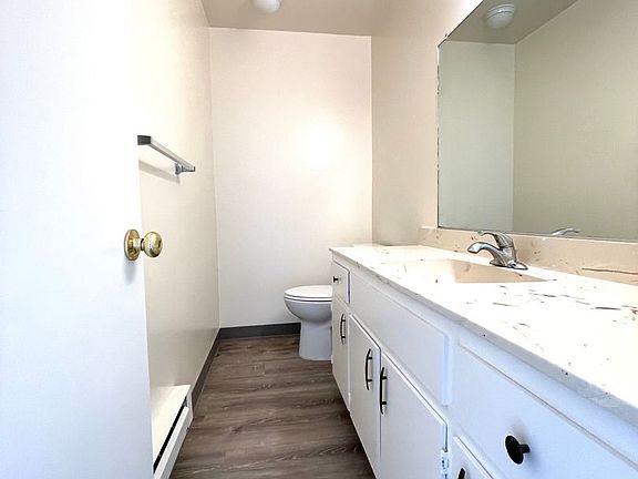 4th image of 15290 La Alameda Dr APT C