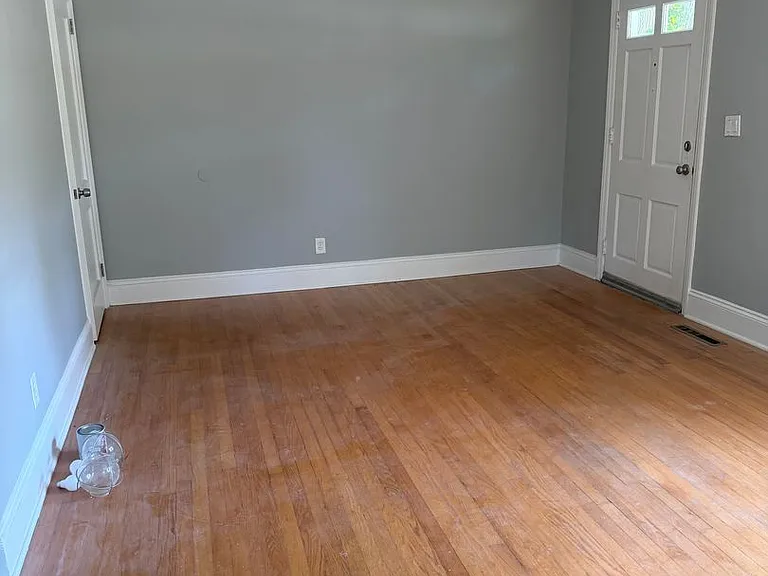 322 Valley Rd — Photo 4