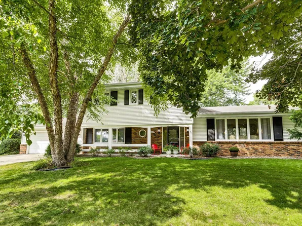 9624 Palmer Rd, Bloomington, MN 55437