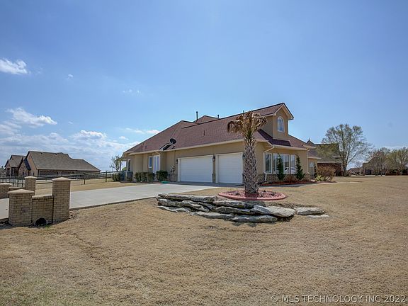 3rd image of 6932 S 310th East Ave