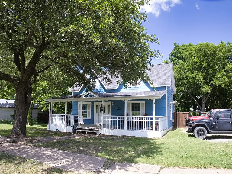379 S John Douglas Rd — Photo 1