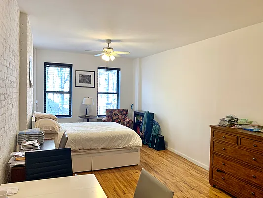 Rented by Compass | media 17