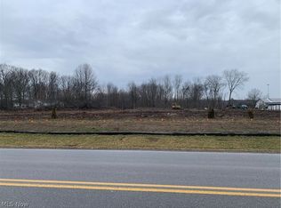 1230 N Four Mile Run Rd, Youngstown, OH 44515