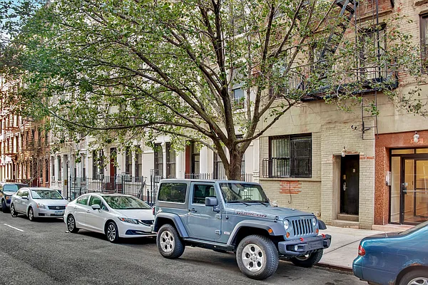 Rented by Cooper & Cooper Real Estate | media 28