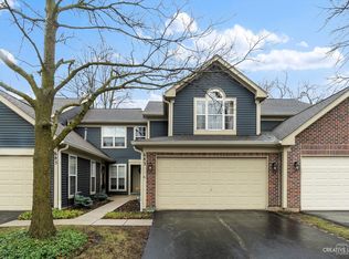 683 Bent Ridge Ln, Elgin, IL 60120