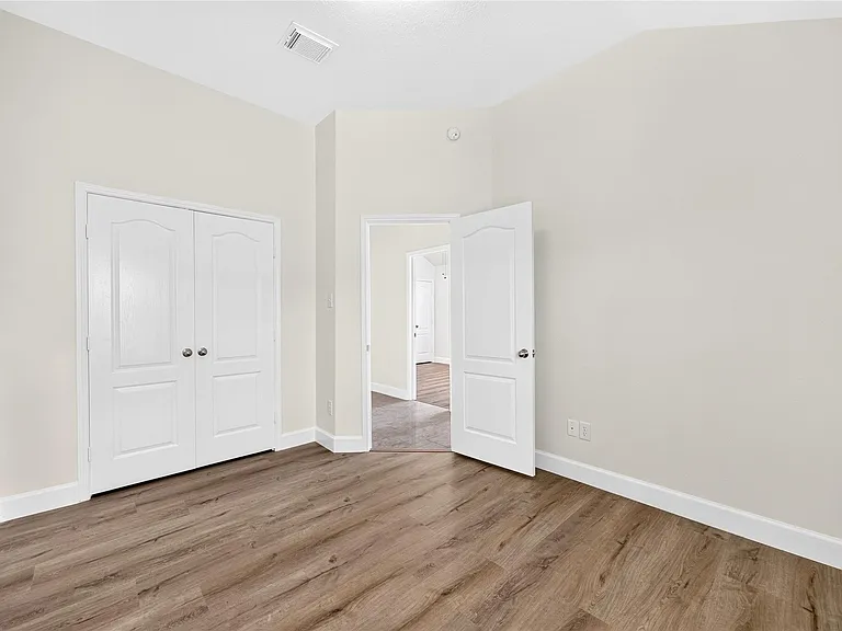 2606 Cypress Springs Dr — Photo 32