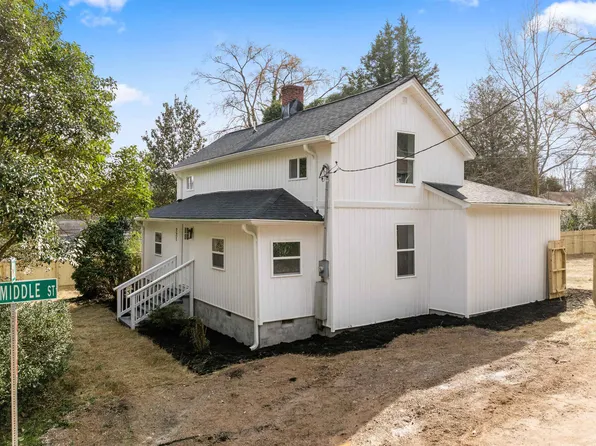 221 Calvert St, Spartanburg, SC 29307