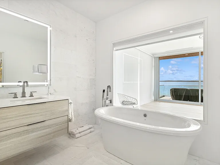 47 Terry Dr — Photo 12