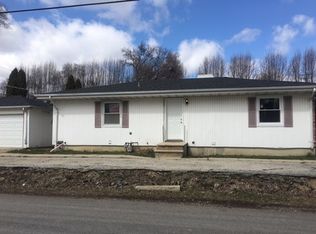 1408 N Cedar Lake Rd, Round Lake Beach, IL 60073