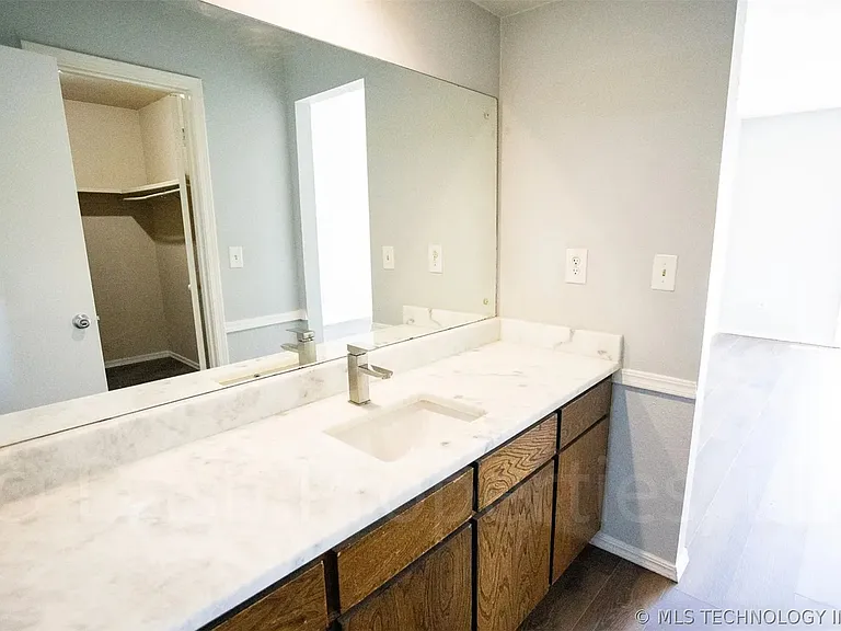 5104 S 75th East Ave — Photo 47