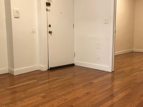 4th image of 32-50 48th St #1A