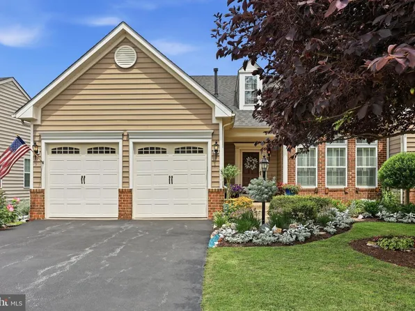 10521 Edwardian Ln #142, New Market, MD 21774