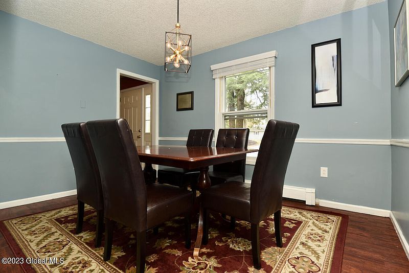 5th image of 4 Castleberry Drive