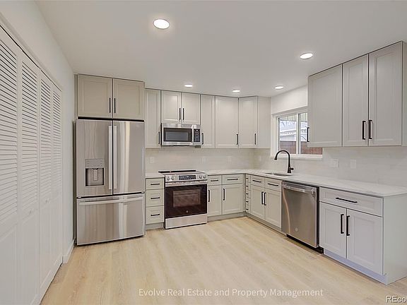 3rd image of 9014 E Mansfield Avenue
