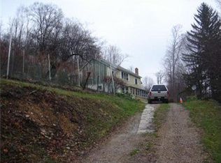 380 Moonshine Hollow Rd, Johnstown, PA 15905