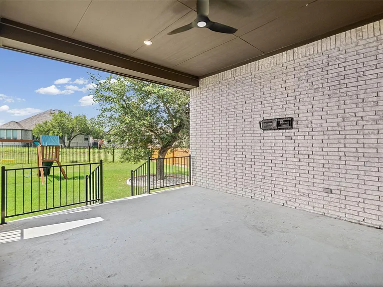 1336 Academy Oaks Dr — Photo 37