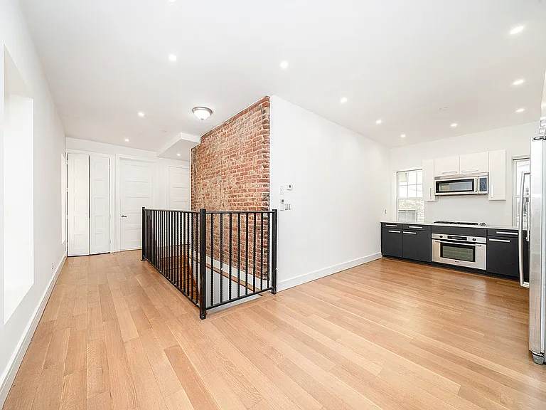 204 W 140th St #B1 — Photo 2