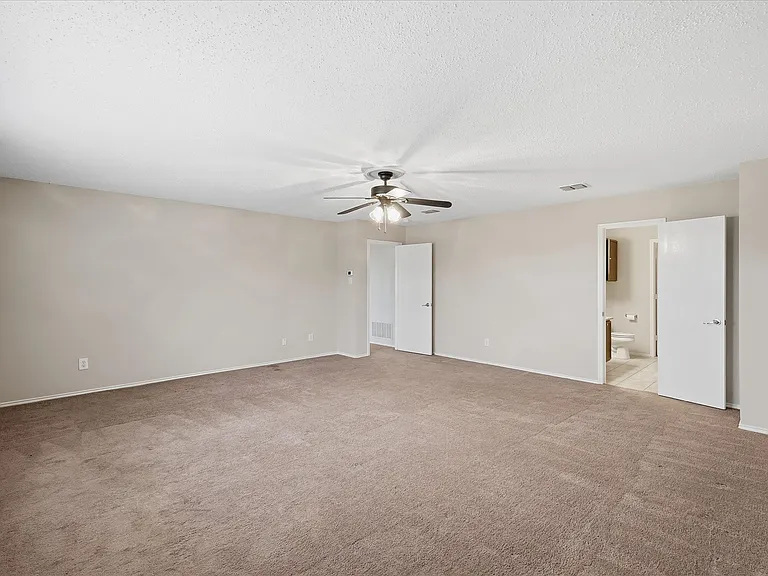 2308 Shadabury Dr — Photo 20