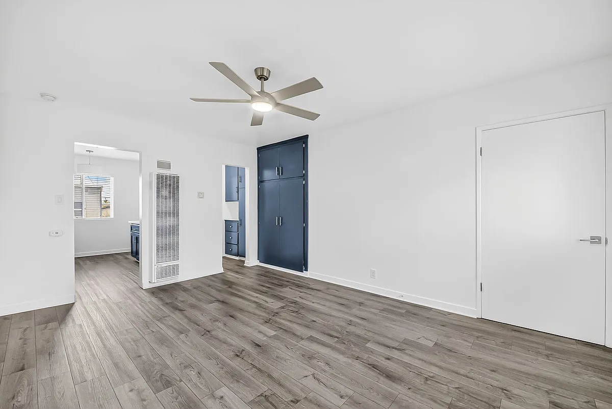 Building Photo - 936 Cedar Avenue