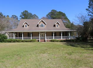 1632 County Lake Rd, Starkville, MS 39759