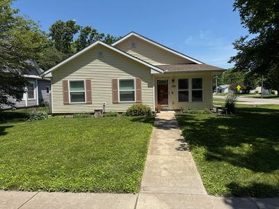 608 E Lincoln St, Saint Joseph, IL, 61873