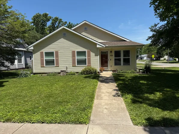 608 E Lincoln St, Saint Joseph, IL 61873