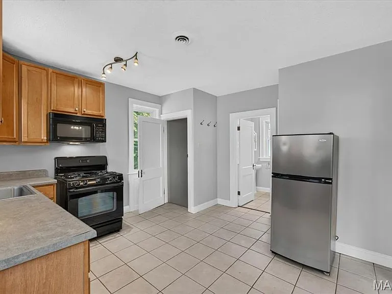 4157 Connecticut St — Photo 10