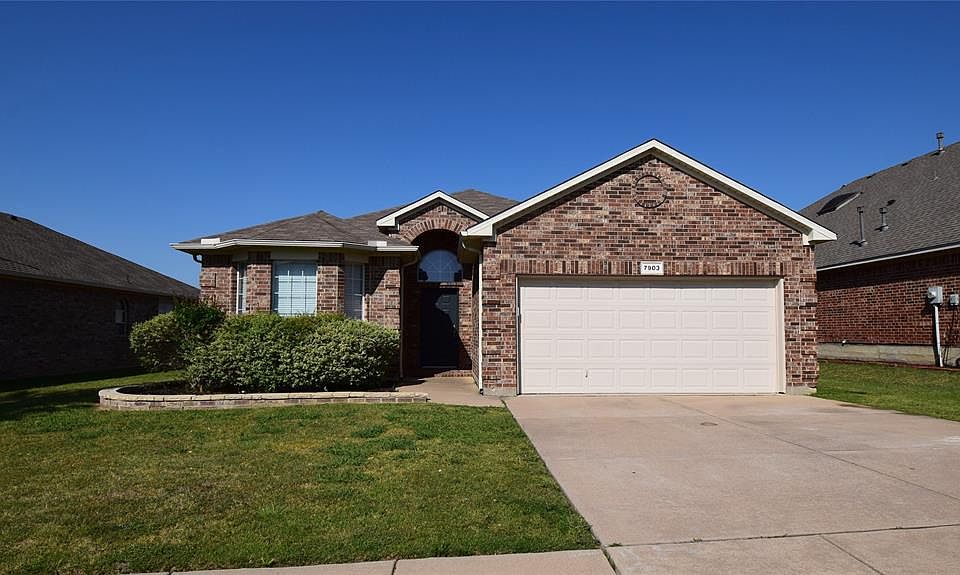 1st image of 7903 Roswell Ct