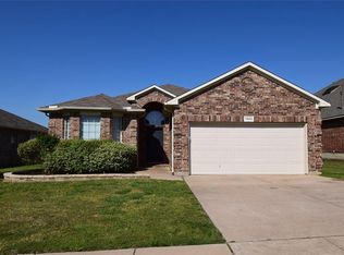 7903 Roswell Ct, Arlington, TX 76002