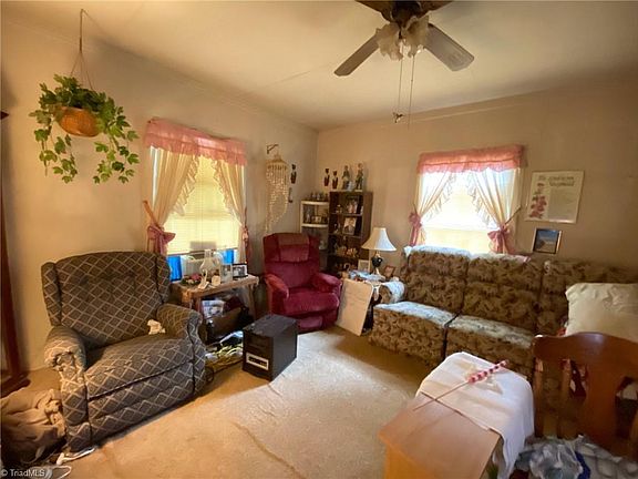 2nd image of 603 Springwood Ave