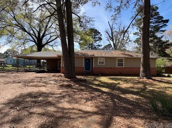 1518 Pecan St, Hope, AR 71801