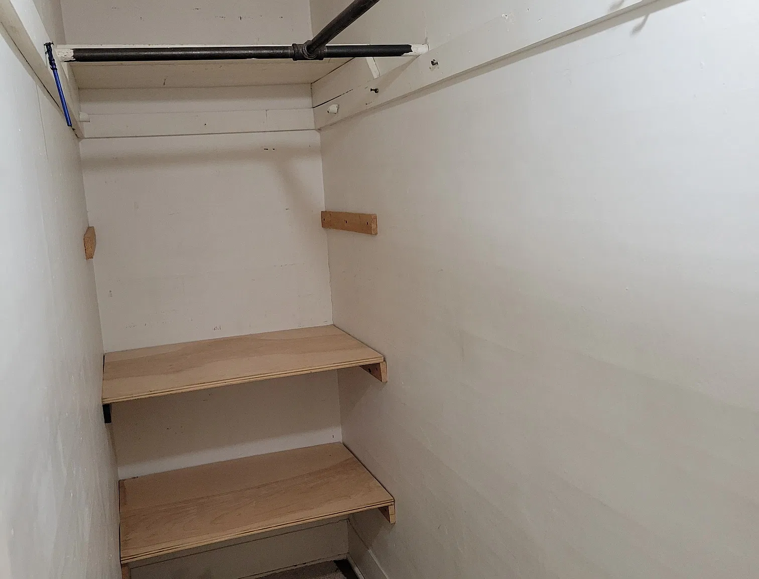 2 bed, 950 sqft, $950 — Photo 4