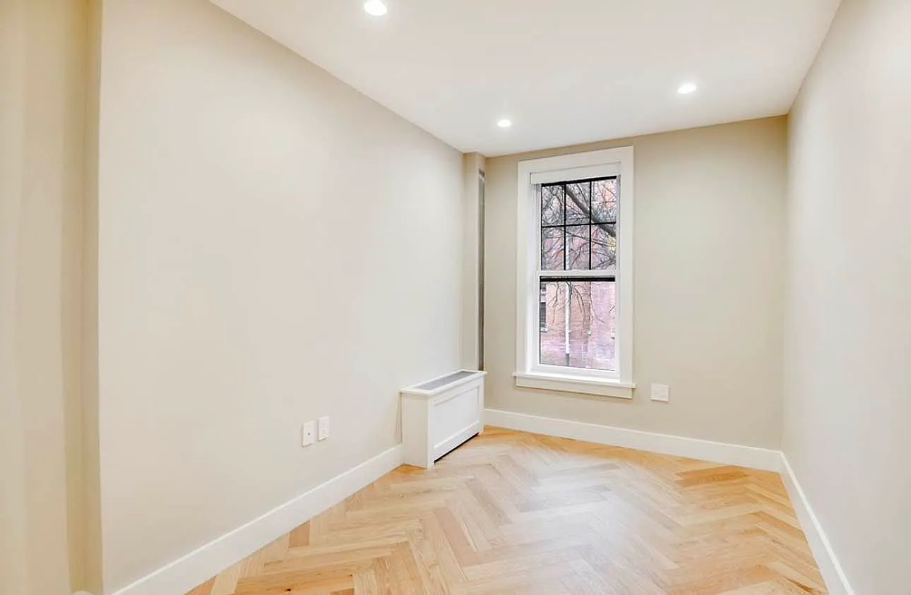 411 14th Street — Photo 3