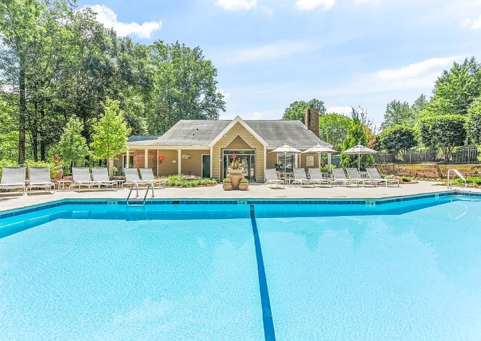 1st image of 4401 Hamptonridge Dr #7-302