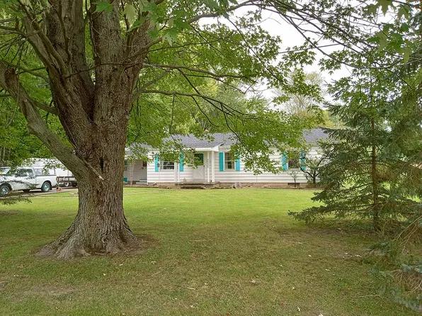 34220 Capel Rd, Columbia Station, OH 44028