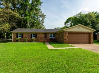 8000 Pine Creek Dr, Evansville, IN 47710