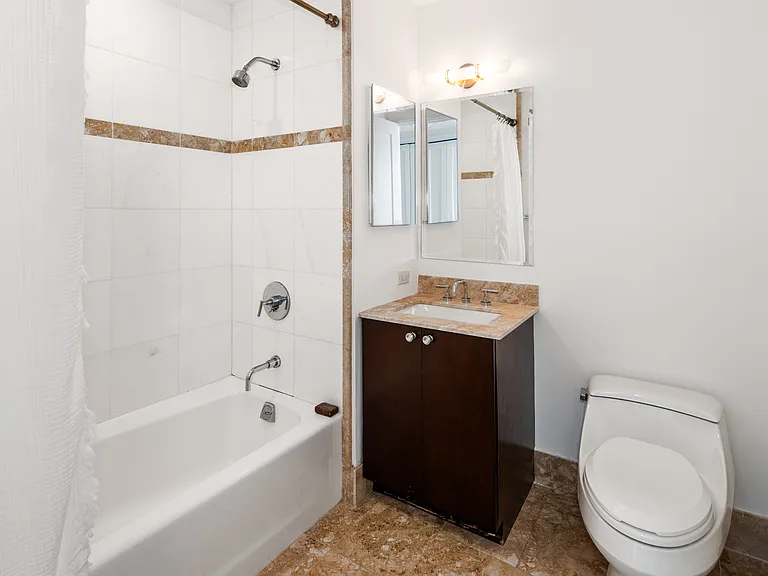 1 Broad St #27E — Photo 17